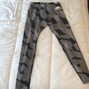 Nike workout leggings